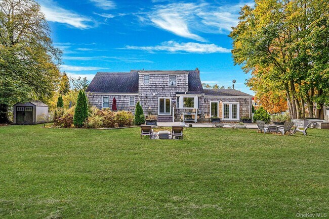 Building Photo - 50 Mole Pl