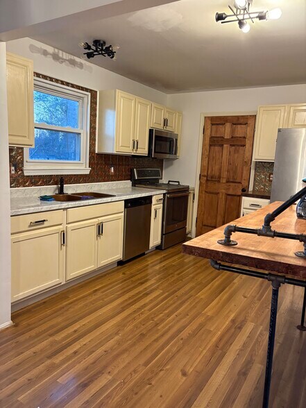 Building Photo - 77 Barnegat Blvd S