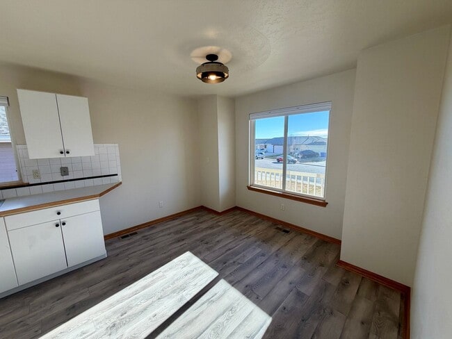 Building Photo - 3339 35th St