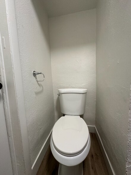 Building Photo - 57 N Chicago St