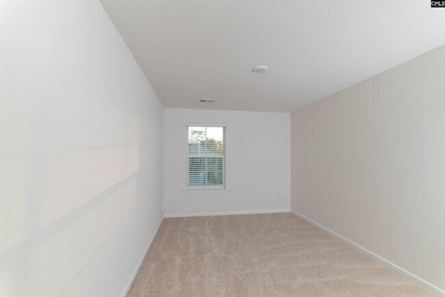 Building Photo - 204 Dunham Rd