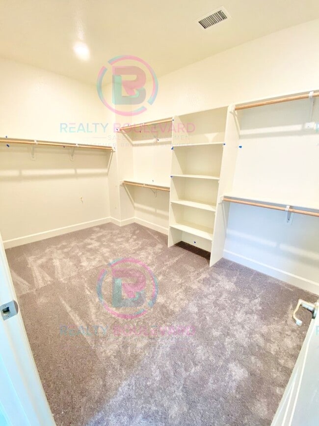Building Photo - 1127 Winter Hawk Wy