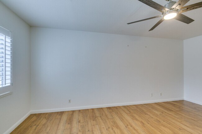Building Photo - 2838 Dawn Crossing Dr