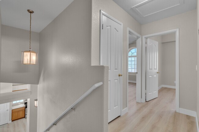 Building Photo - 1568 Lamplight Village Ln