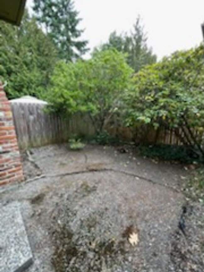 Building Photo - Spacious 2-Bed, 1.5-Bath Home with Firepla...