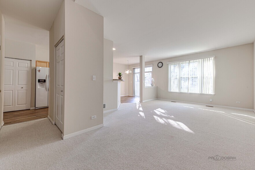 Building Photo - 348 Pine Lake Cir