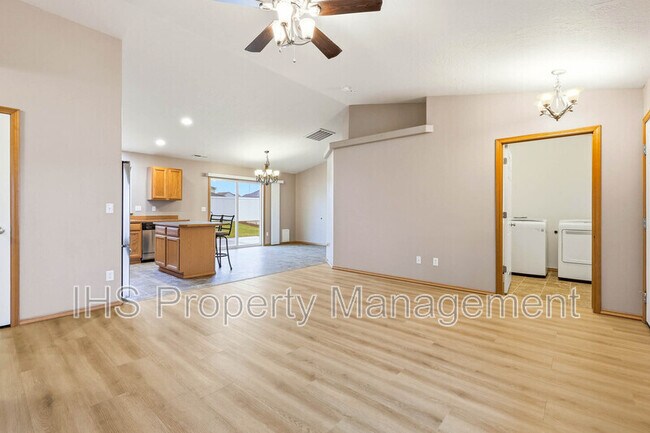 Building Photo - 8915 Durham Ct