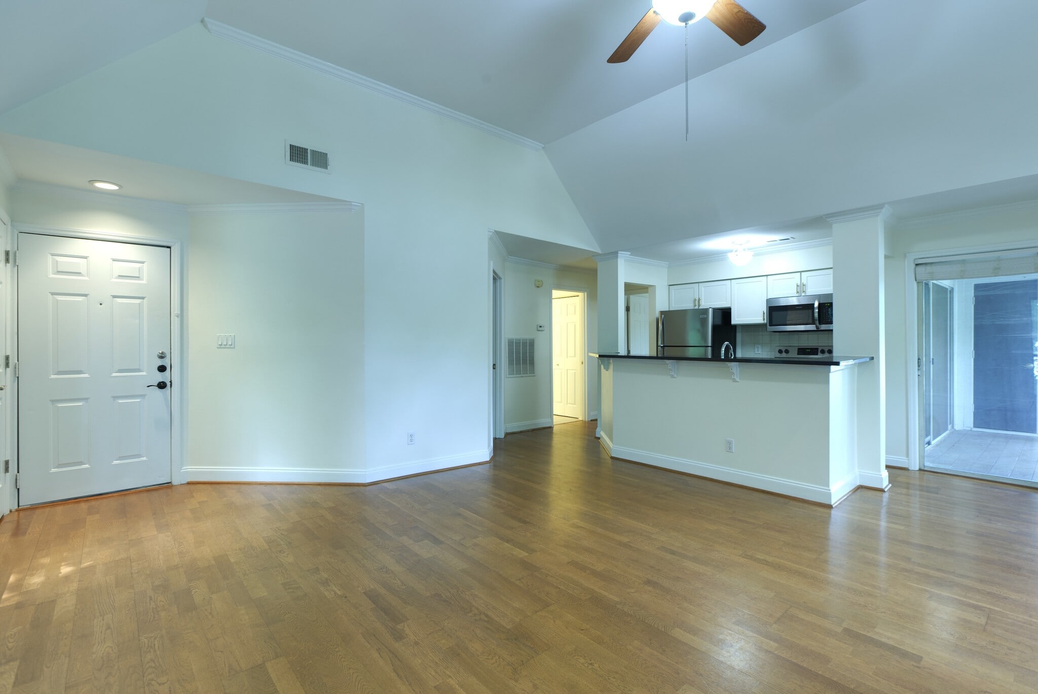 Building Photo - 2512 Cranbrook Ln