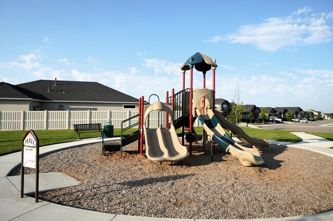 Building Photo - 3551 N Tansy Pl