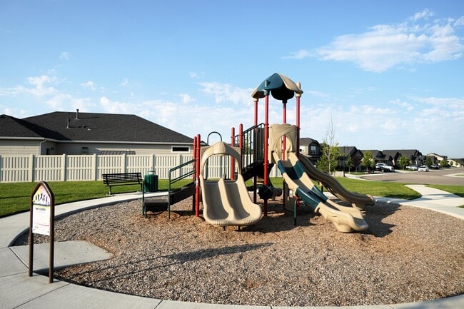 Primary Photo - 3551 N Tansy Pl