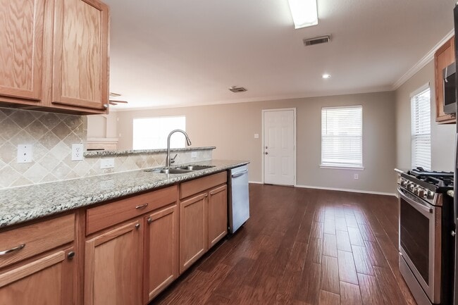 Building Photo - 12902 Trail Hollow Ct