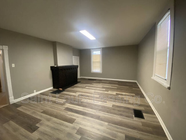 Building Photo - 6163 Gambleton Pl