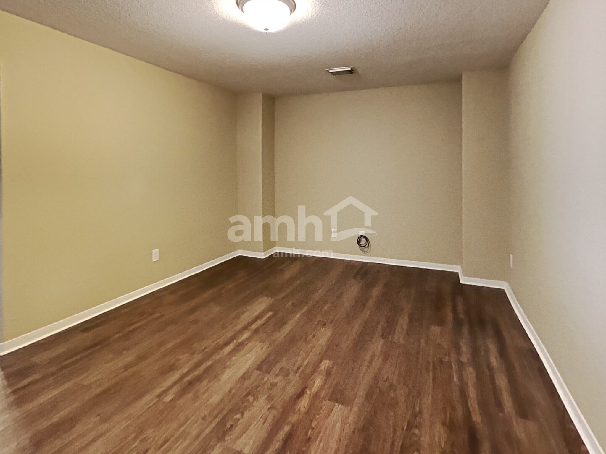 Building Photo - 4719 Blue Spruce Hill St