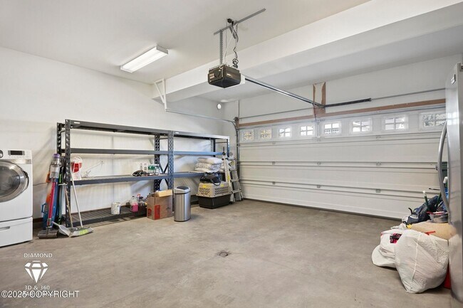 Building Photo - 11476 Discovery Park Dr
