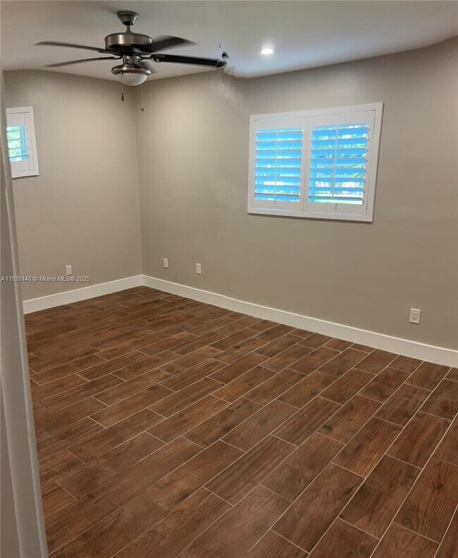 Building Photo - 14520 SW 79th Ct