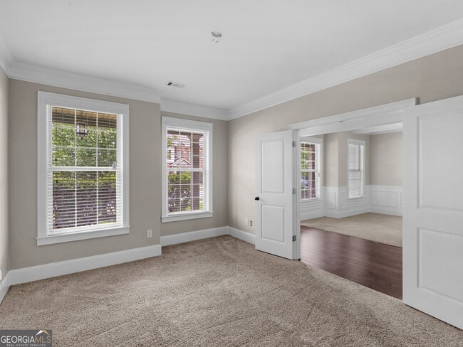 Building Photo - 185 Regency Pl