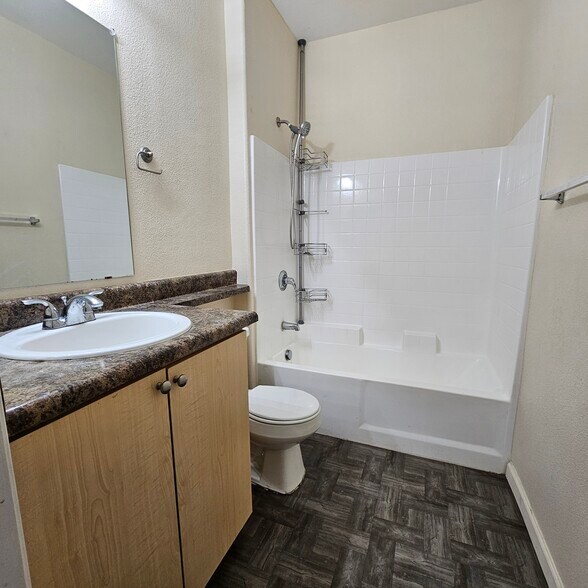 Guest bath - 18416 Cave Creek Road