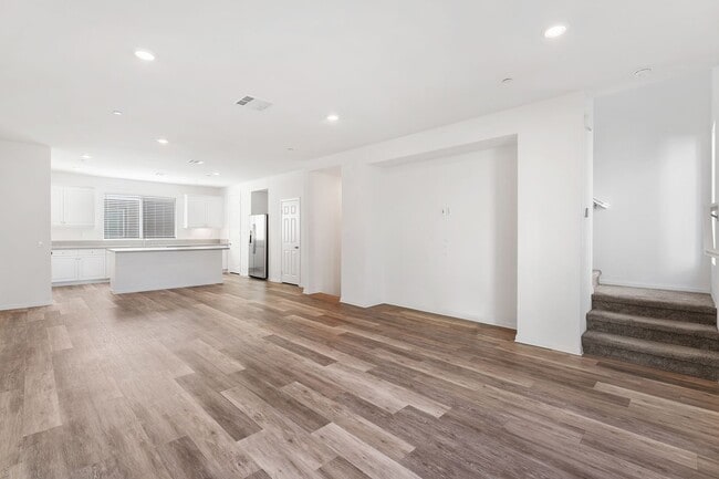Building Photo - 14055 Ruby Ln