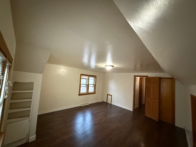 Building Photo - 5235 Long Ave