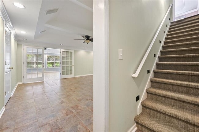 Building Photo - 1792 Bristol Farms Ct