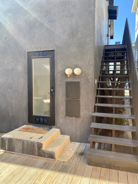 Building Photo - 138 30th St