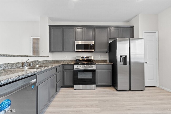 Building Photo - 6315 Yampa River Way