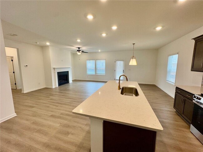 Building Photo - 5421 Hardgrove Wy