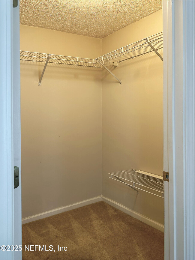 Building Photo - 1051 Moosehead Dr