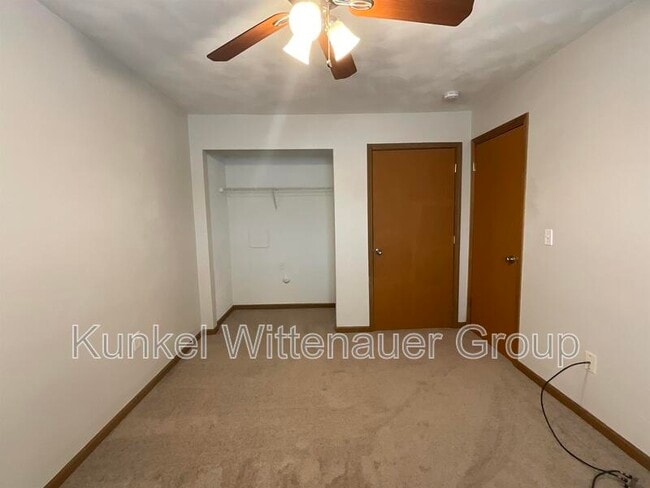 Building Photo - 1808 Jamestown Rd