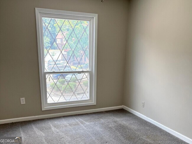 Building Photo - 3193 Abbeywood Dr