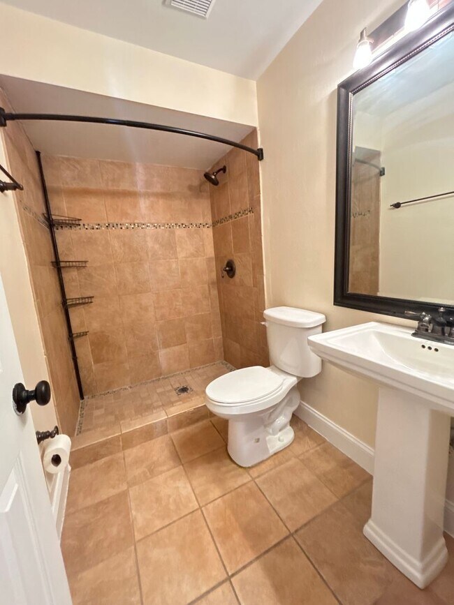 Building Photo - Beautiful Home in Winter Park, Florida!