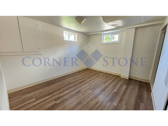 Building Photo - Charming Home with Large Detached Garage!