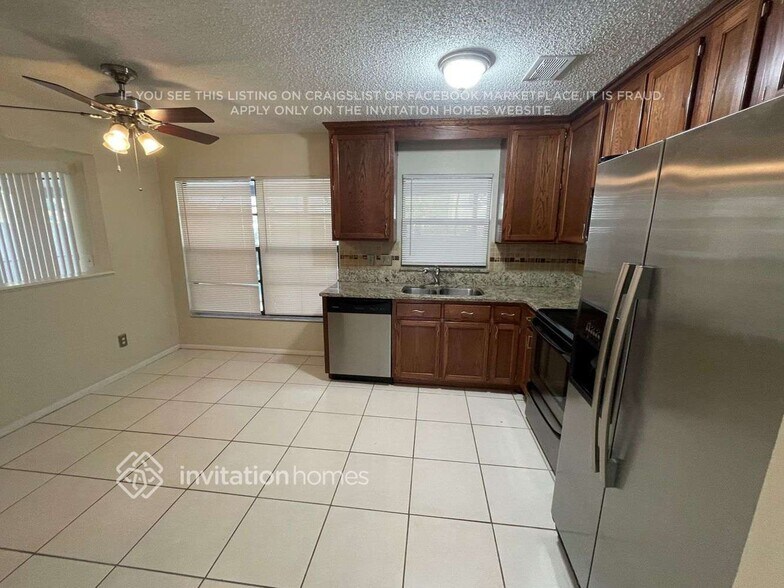 Building Photo - 13312 Kearney Way