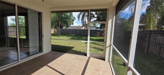 Building Photo - 1305 Lakehurst Way