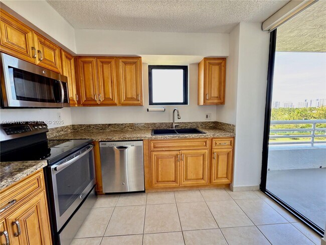 Building Photo - 3300 NE 192 St