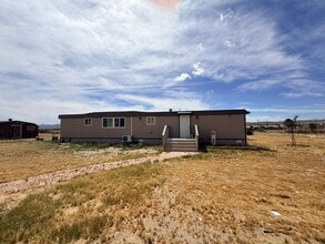 Building Photo - Rural Living in Beautifully remodeled home!