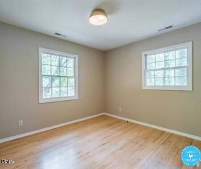 Building Photo - 2407 Mc Gehee St