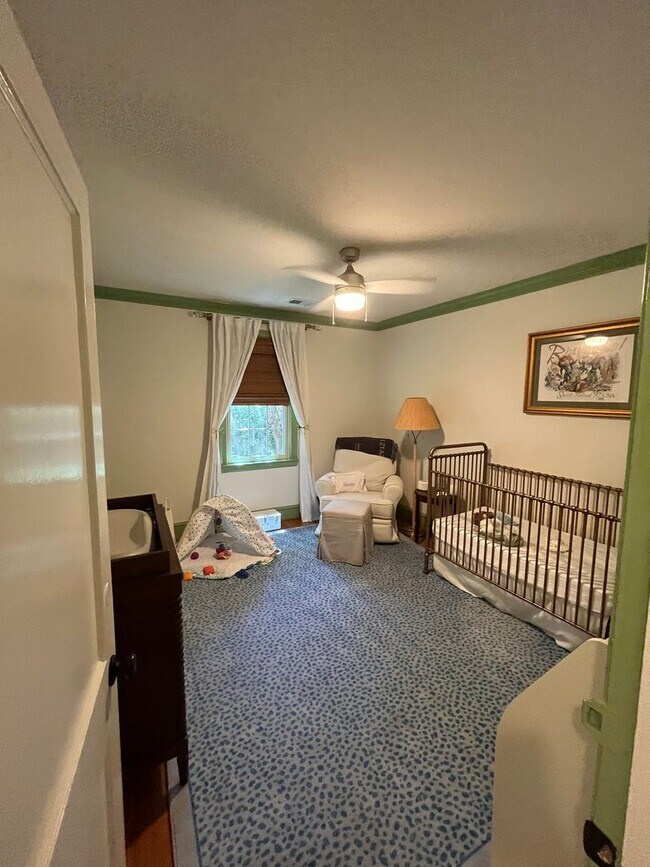 Building Photo - Charming Home in Great Location- West Ashley