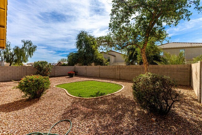 Building Photo - 4511 W T Ryan Ln