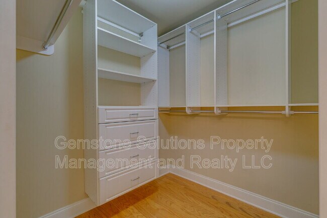 Building Photo - 3201 Aspen Grove Dr
