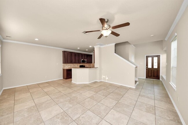 Building Photo - 6483 Calgary Woods Ln
