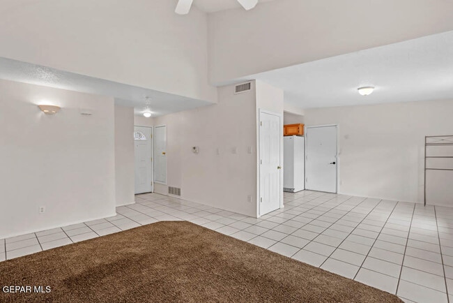 Building Photo - 11564 Jamaican Palm Dr