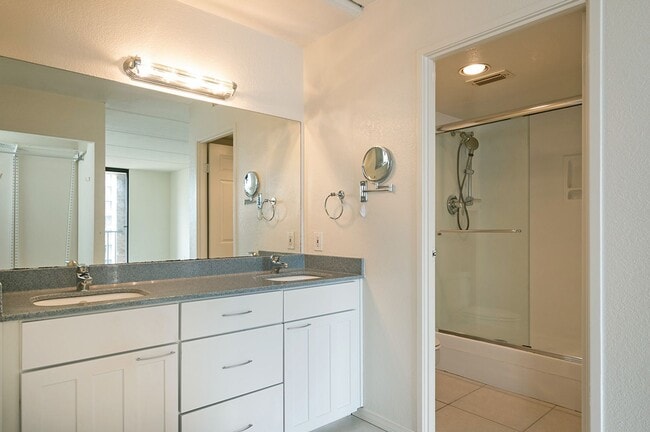 Building Photo - 50% Off First Month's Rent! Stellar Symphony Terrace Condo!