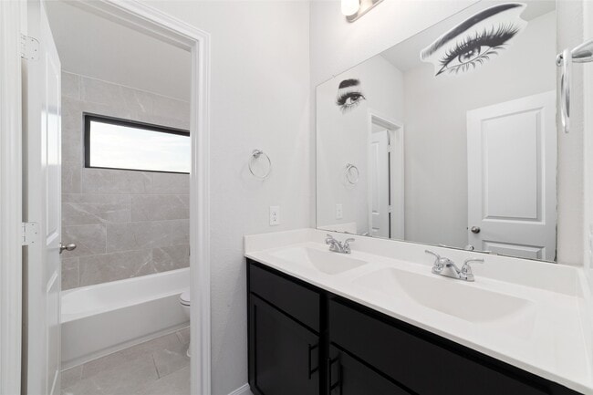 Building Photo - 720 Lake Lacosta Dr