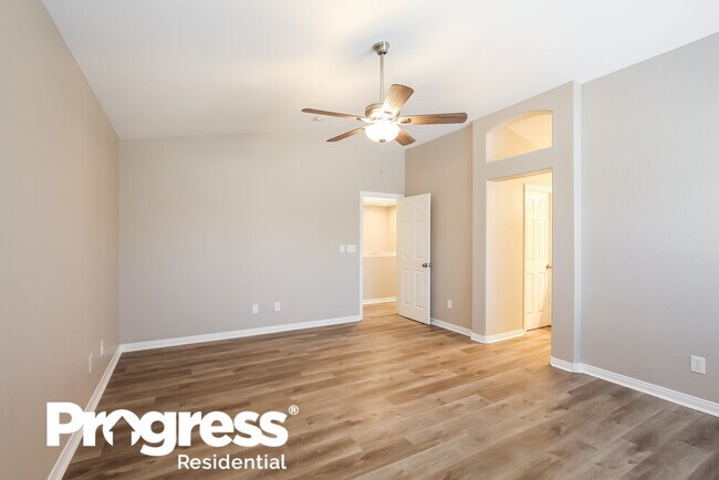 Building Photo - 6453 Raven Hall St