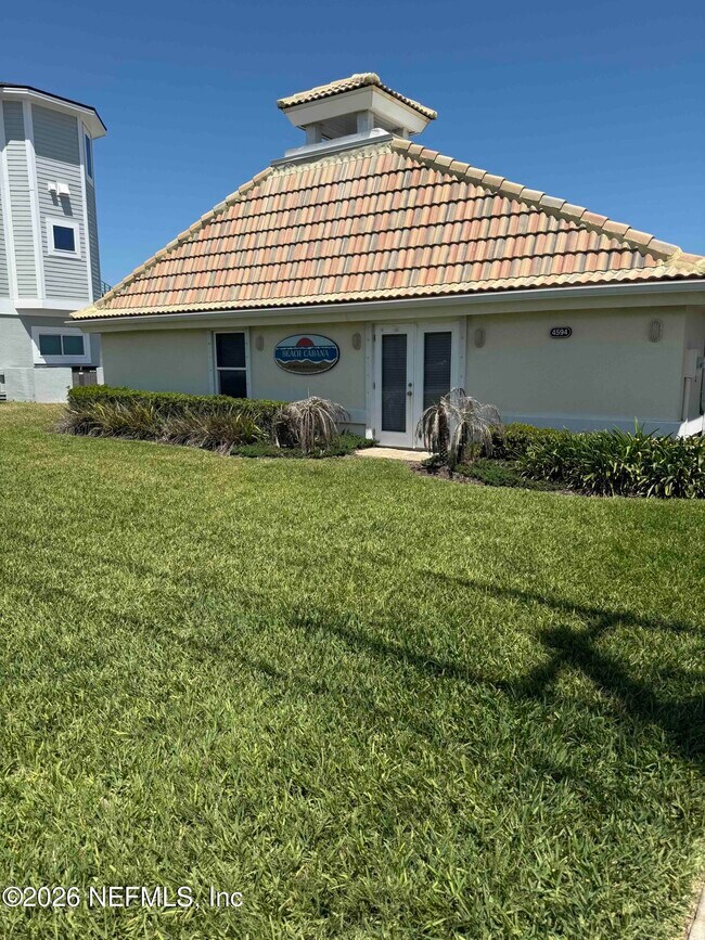 Building Photo - 256 Kingston Dr