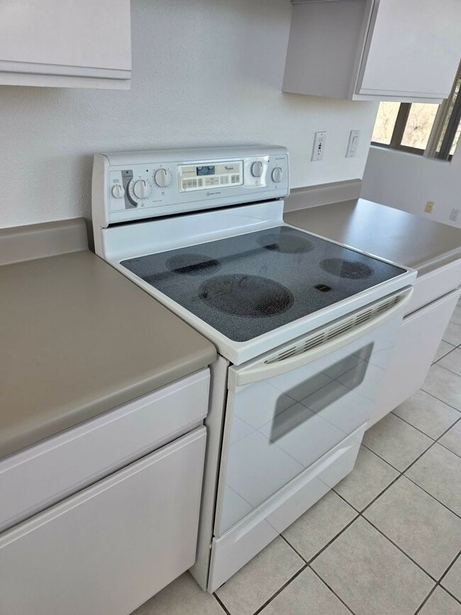 Building Photo - Casita in Corrales