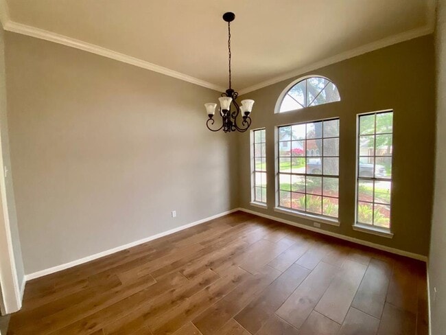 Building Photo - 14535 Circlewood Way