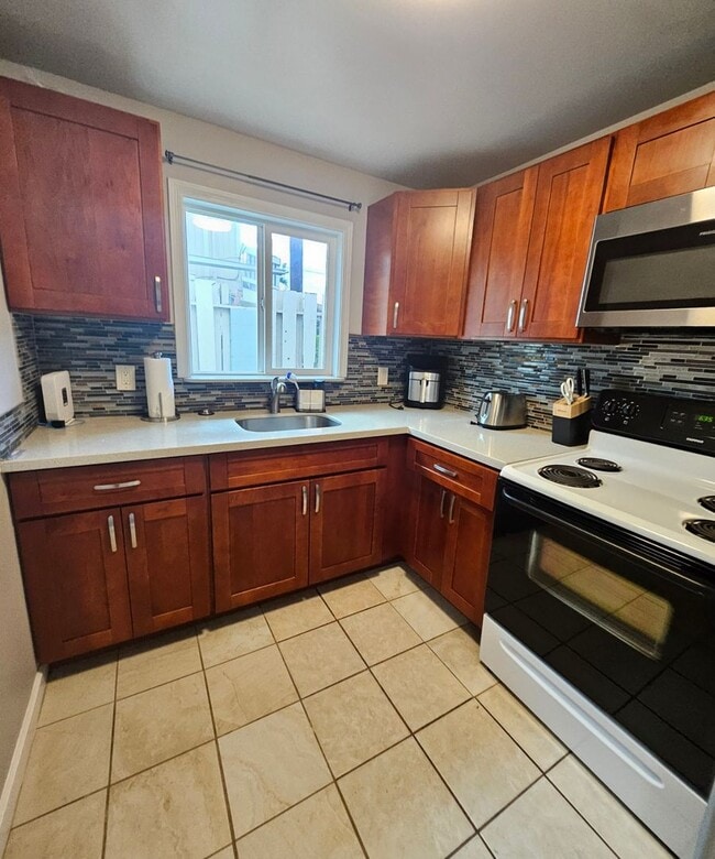Building Photo - Cozy 1 bedroom in North Kihei