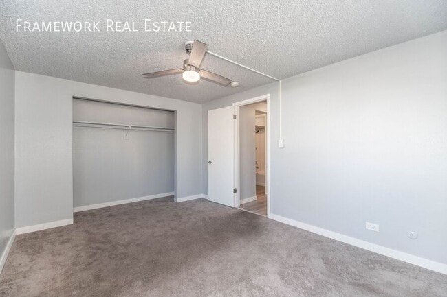 Building Photo - 828 12th St